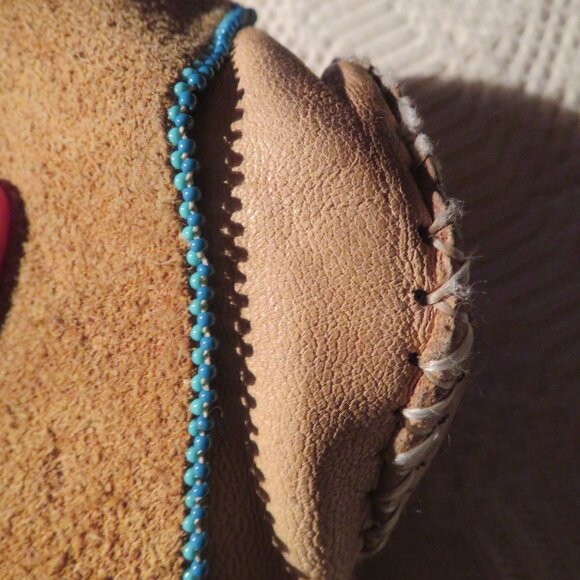 Vintage Native American Handmade Leather Turquoise Beaded Moccasins 10\